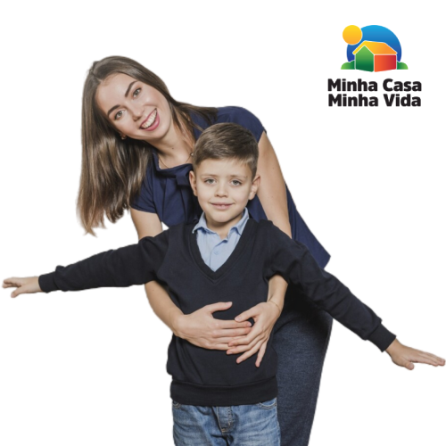 Família composta por uma mulher e uma criança à esquerda; Felizes apontando para um logo digital do minha casa minha vida;